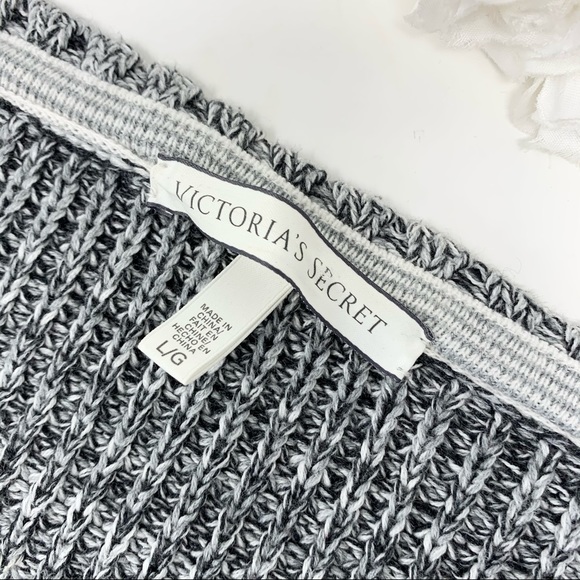Victoria Secret Gray Knit Chunky Sweater - Picture 9 of 10